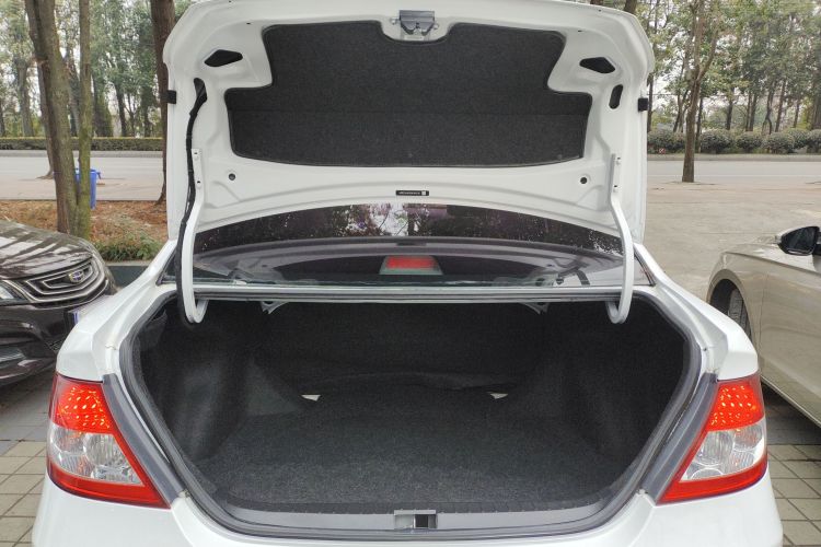 比亚迪F3 2020款 1.5L 手动经典型局部细节23