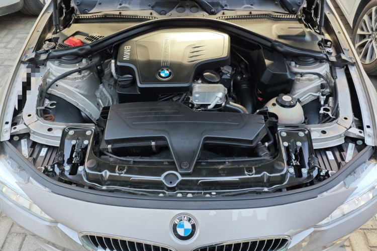 宝马3系 2015款 320Li 超悦版豪华设计套装局部细节24