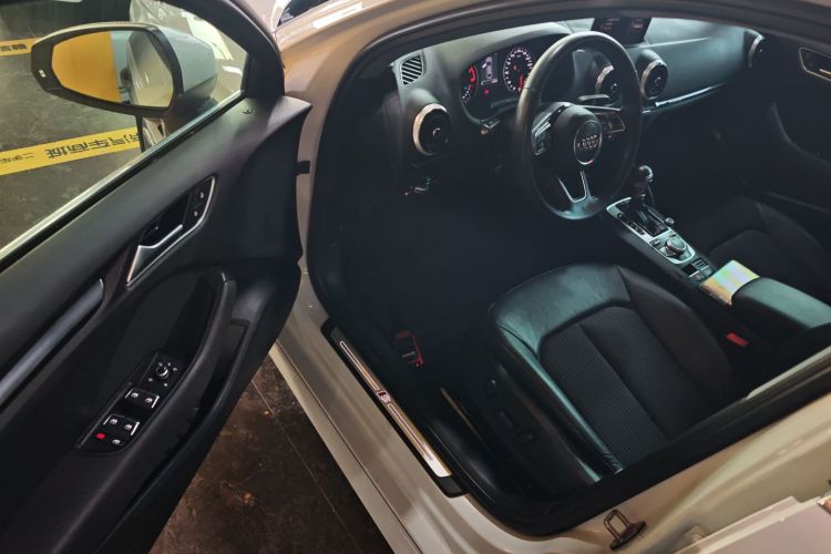 奥迪A3 2020款 Limousine 35 TFSI 时尚型 国VI中控内饰20