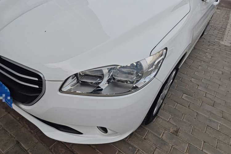 标致301 2014款 1.6L 手动舒适版局部细节36