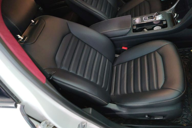 福特 蒙迪欧 2020款 EcoBoost 180 时尚型局部细节41