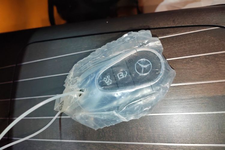 奔驰E级 2025款 改款 E 300 L 豪华型中控内饰7001