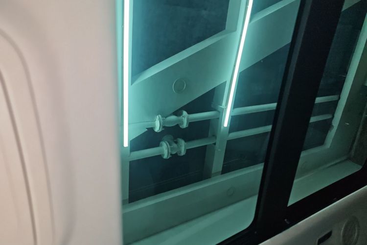 福特 探险者 2023款  EcoBoost 285 四驱赤金版 6座局部细节22