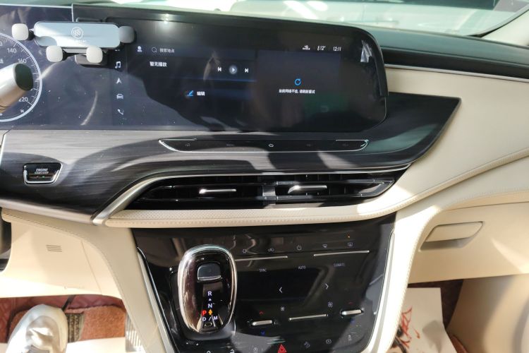 别克GL8 2022款 ES陆尊 653T 旗舰型中控内饰16