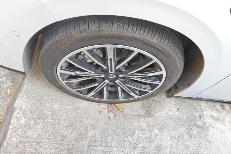 零跑汽车 零跑B01 2025款 650悦享版车身外观6001