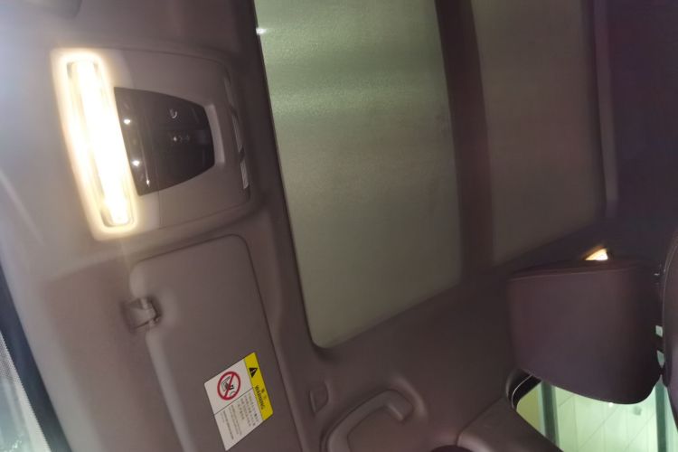 宝马X1 2020款 sDrive20Li 尊享型中控内饰22