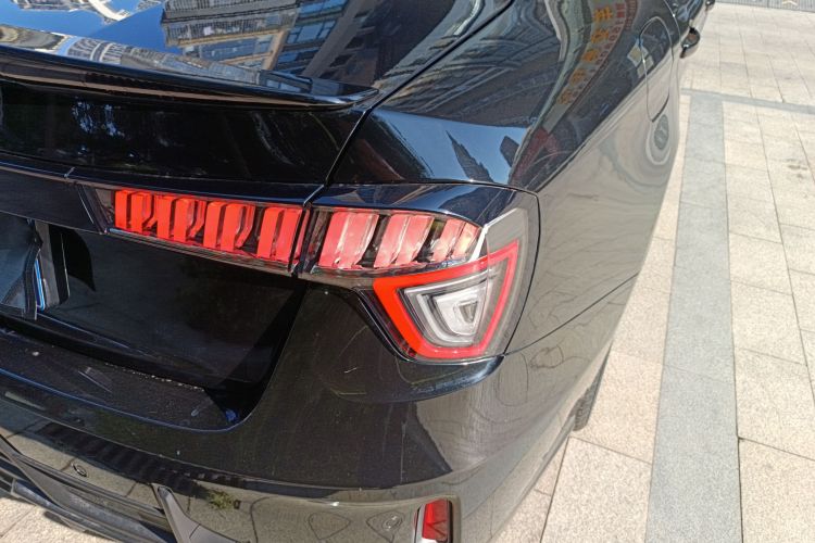 领克03 2021款 1.5TD DCT劲Pro车身外观9