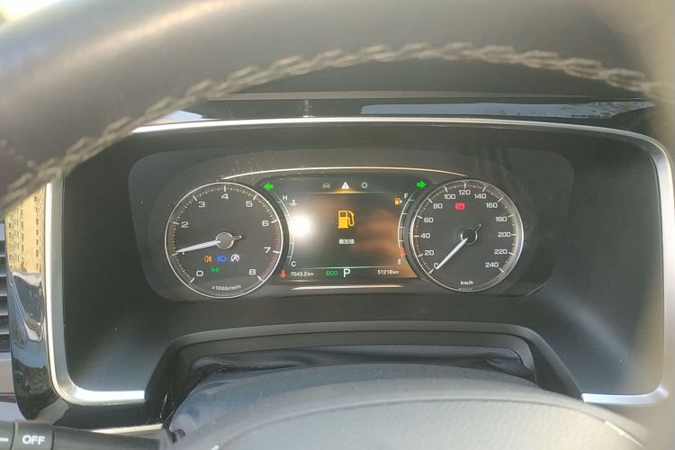 广汽传祺 传祺M8 2021款 领秀系列 390T 尊享版中控内饰14