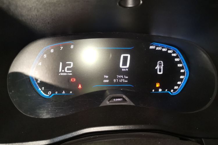 五菱汽车 五菱宏光S3 2018款 1.5L 手动舒适型 国V中控内饰14