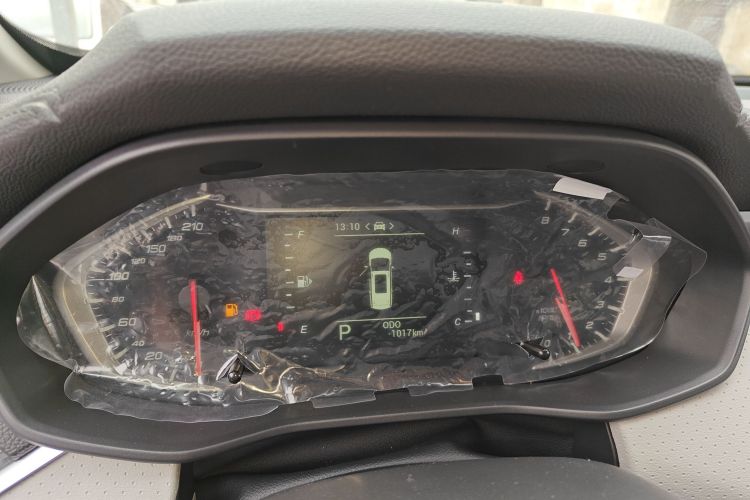 上汽大通MAXUS 大通G50 2024款 PLUS 1.5T 幸福推荐自动荣耀版局部细节14