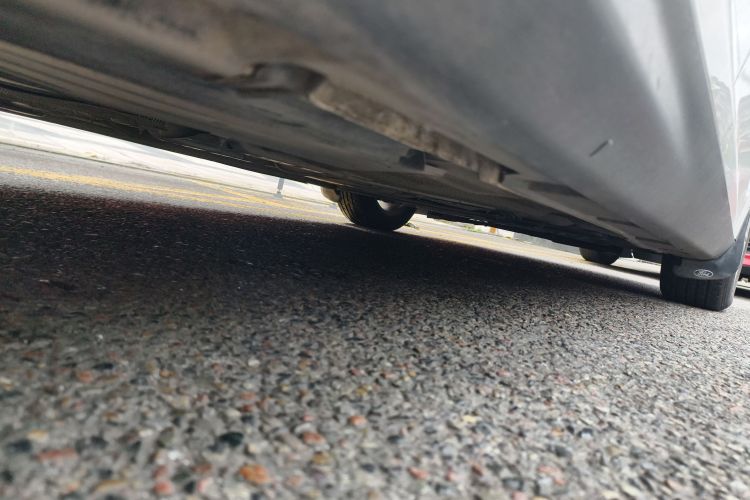 福特 福克斯 2017款 两厢 1.6L 手动舒适型智行版局部细节9002