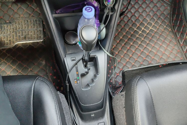 丰田 YARiS L 致享 2017款 1.5E CVT魅动版局部细节18