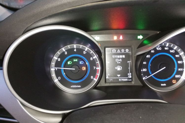 长安 逸动 2018款 1.6L GDI 手动时尚型局部细节14