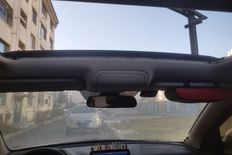 一汽 森雅R7 2017款 1.6L 自动智能型中控内饰22