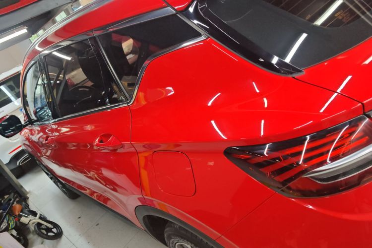 吉利汽车 缤越 2019款 运动款 260T DCT Battle 国V车身外观4