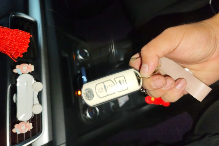 马自达3 昂克赛拉 2016款 三厢 1.5L 自动豪华型中控内饰11