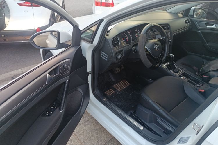 大众 高尔夫 2016款 230TSI 自动舒适型中控内饰20