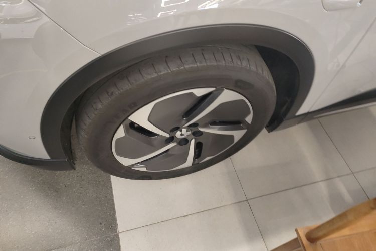 蔚来ES6 2024款 75kWh车身外观6001