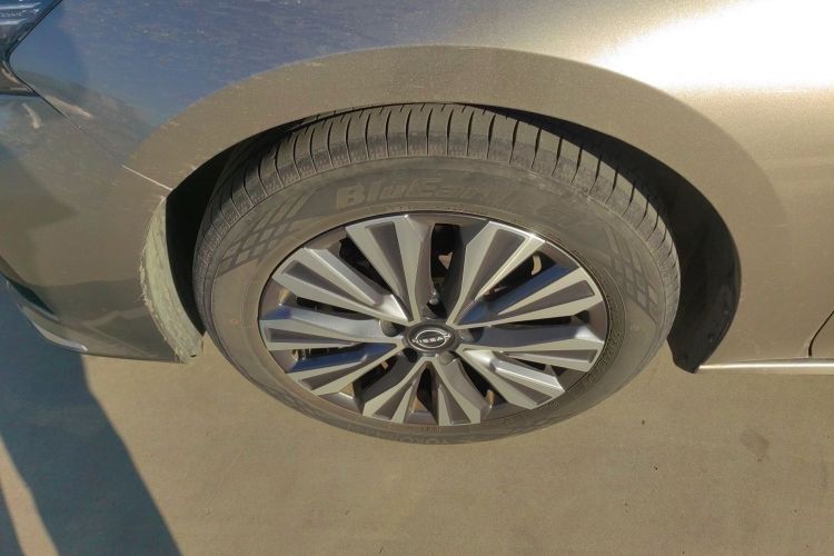 日产 天籁 2022款 2.0L XL-Upr 优享版车身外观6007