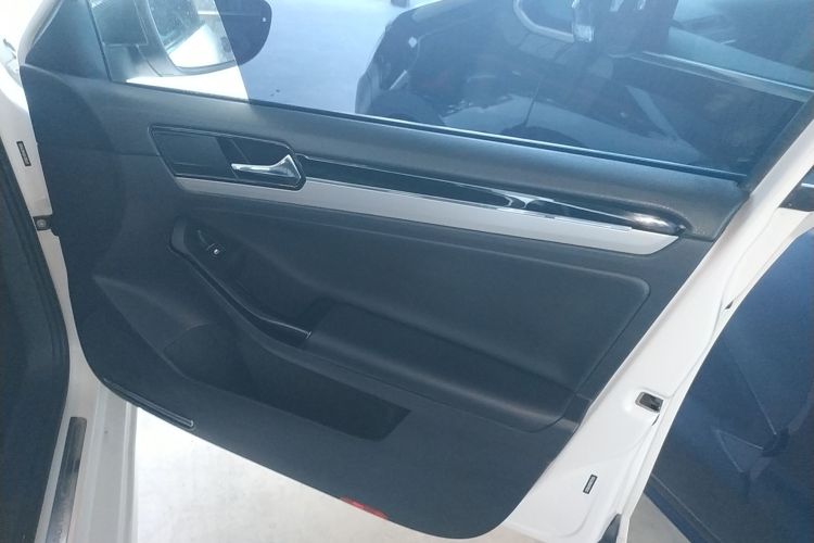 大众 速腾 2017款 1.6L 自动舒适型中控内饰42