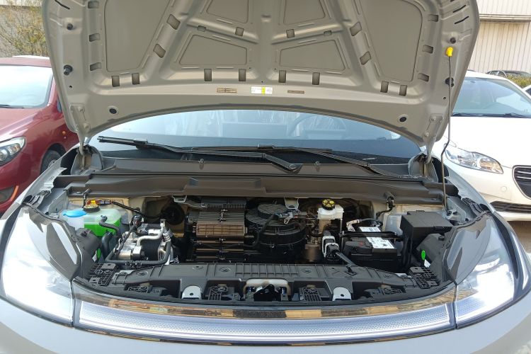 ARCFOX极狐 极狐T1 2025款 320 PRO机舱底盘24