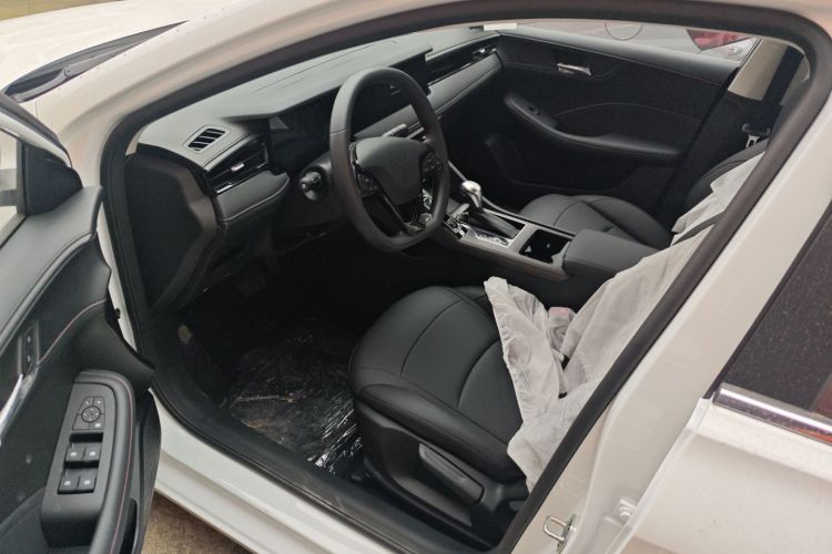 荣威i5 2023款 1.5L CVT豪华版中控内饰20