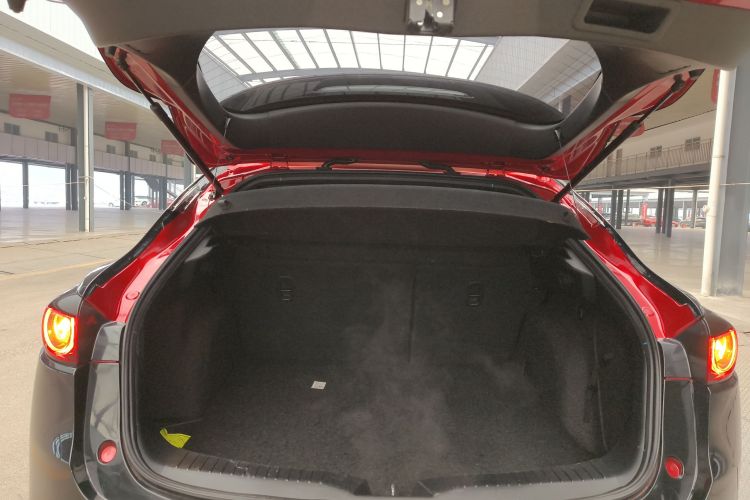 马自达CX-4 2020款 2.5L 自动四驱蓝天激情版局部细节23