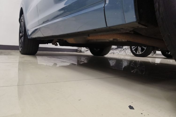 理想汽车 理想ONE 2021款 增程6座版局部细节9001