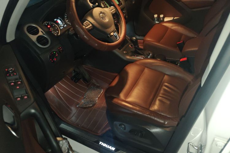 大众 途观 2015款 2.0TSI 自动四驱豪华版中控内饰20