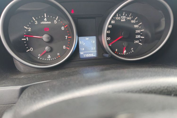 哈弗H6 2015款 升级版 1.5T 手动两驱精英型中控内饰15