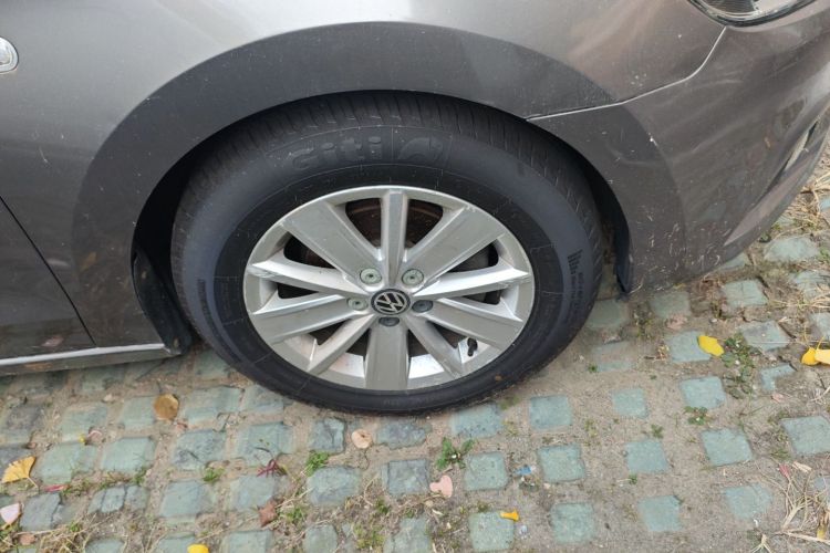 大众 捷达 2013款 1.6L 自动舒适型车身外观6007