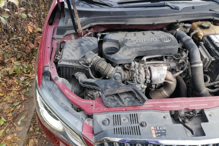 别克 英朗 2015款 18T 双离合豪华型机舱底盘25