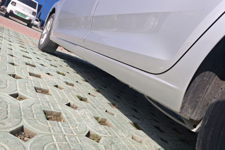 大众 桑塔纳 2015款 1.6L 自动舒适版局部细节9002