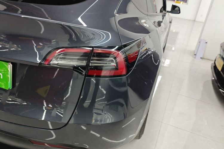 特斯拉 Model Y 2022款 后轮驱动版车身外观6006