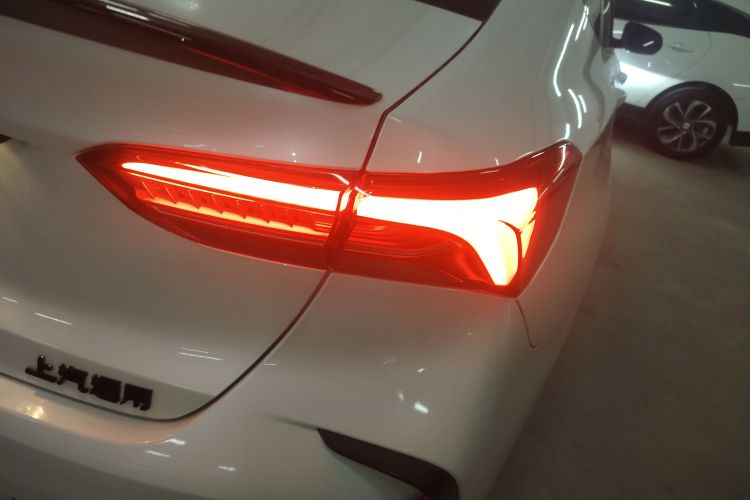 别克 威朗 2023款 Pro GS 疾风版车身外观9