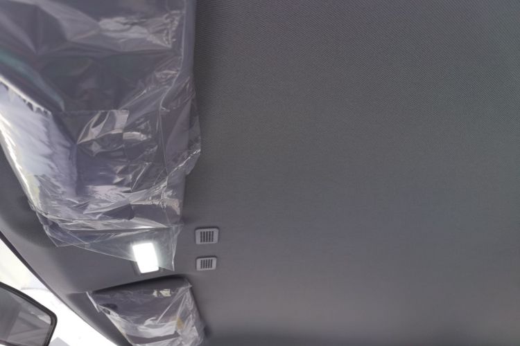 吉利银河 2025款 210km 熊猫骑士中控内饰22