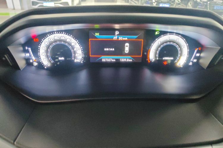 标致408 2022款 1.6T 进取版中控内饰14