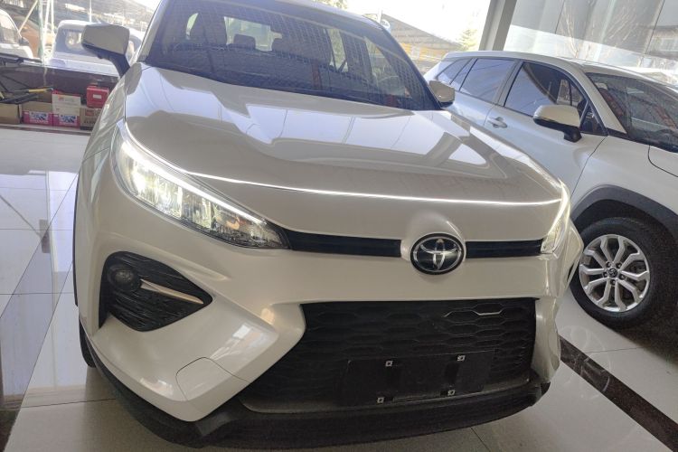 丰田 威兰达 2024款 2.0L CVT两驱领先版车身外观2