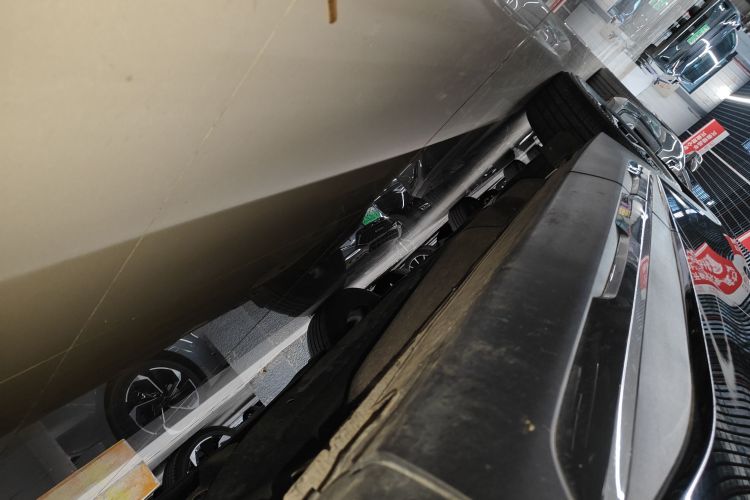 起亚 狮铂拓界 2023款 1.5T 两驱尊贵版局部细节9001