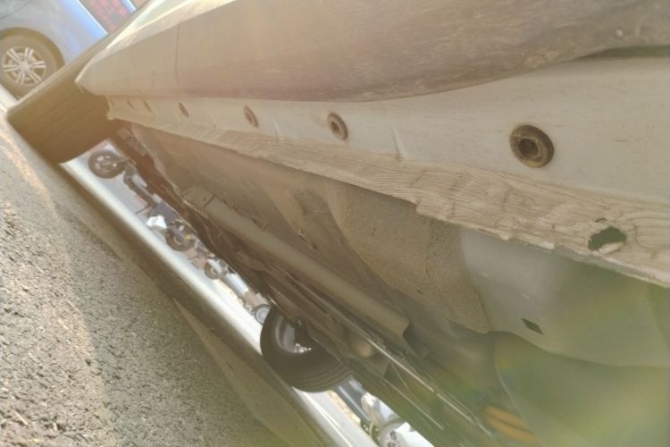 东风风神 皓瀚 2023款 DH-i 1.5T 尊贵版局部细节9003