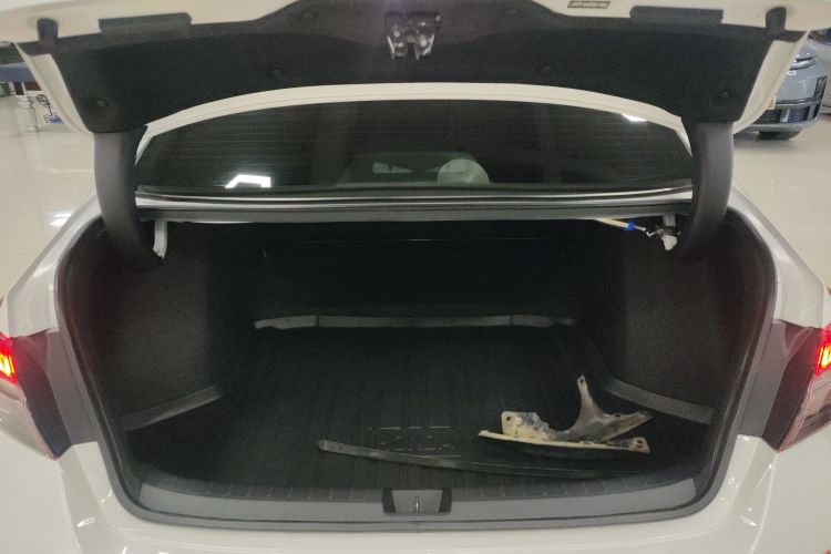 本田 思域 2022款 240TURBO CVT劲动版局部细节23