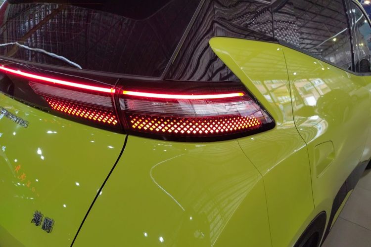 比亚迪 海鸥 2024款 荣耀版 405km 飞翔版车身外观9