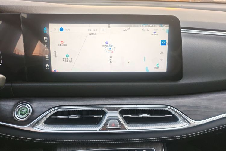 蓝电E5 2023款 1.5L DE-i 100KM畅享型 5座中控内饰16