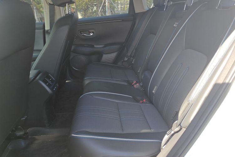 本田HR-V 2023款 240TURBO 劲潮版中控内饰7004