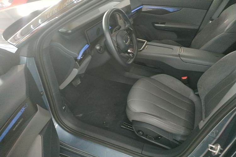 领克07 2024款 EM-P 126长续航 Halo中控内饰20