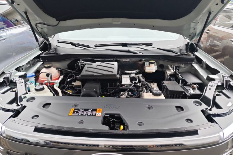 福特 领睿新能源 2025款 尊领型PLUS机舱底盘24