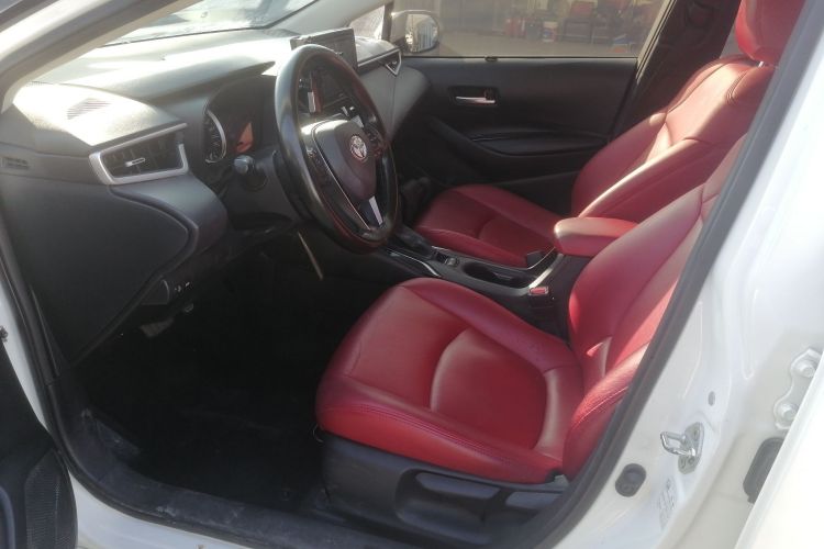 丰田 卡罗拉 2019款 1.2T S-CVT GL-i精英版局部细节19