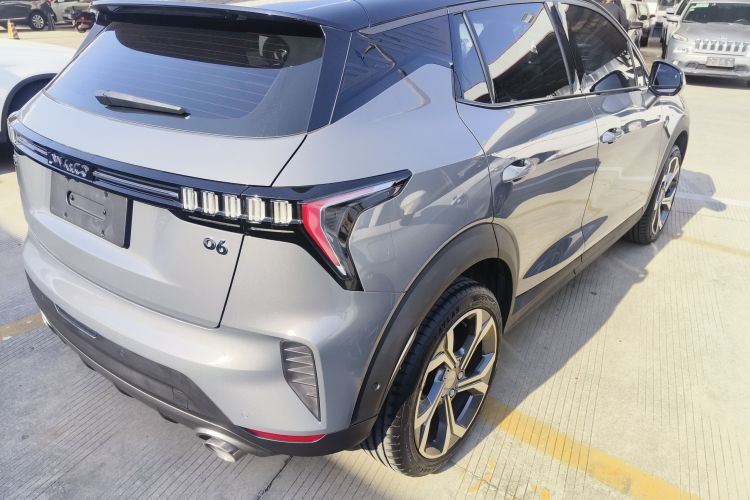 领克06 2023款 Remix 1.5T 劲Halo车身外观7