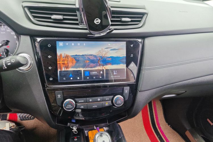 日产 奇骏 2021款 2.5L CVT 4WD XL ITS豪华纪念版中控内饰16