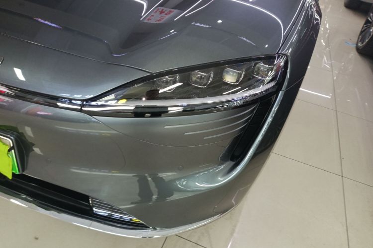 鸿蒙智行 智界R7 2025款 增程 331km Ultra局部细节36